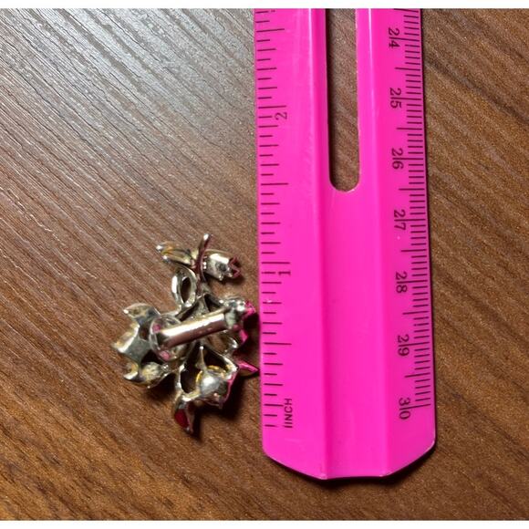 Vintage Signed Coro Brooch & Clip-On Earrings Set Rhinestone Leaf Silver Tone - Picture 9 of 9